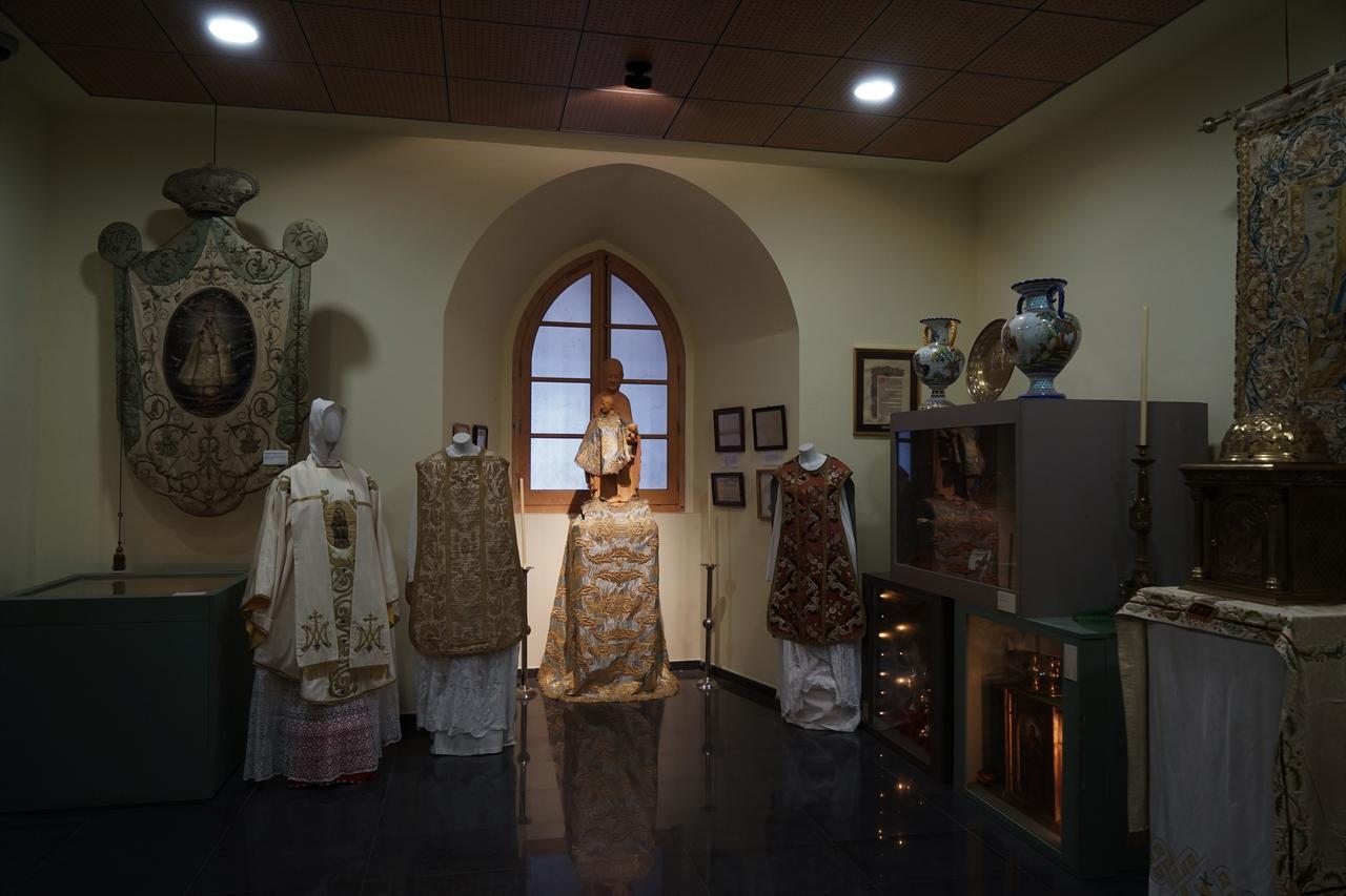 Monasterio De Santa Maria De Valvanera Anguiano Kültér fotó